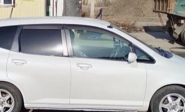 Honda Fit III, 2001 год, 320 000 рублей, 3 фотография