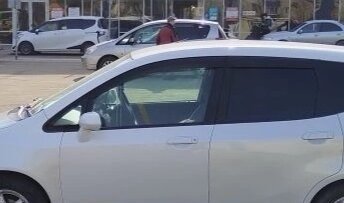 Honda Fit III, 2001 год, 320 000 рублей, 2 фотография