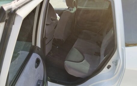 Honda Fit III, 2001 год, 320 000 рублей, 8 фотография