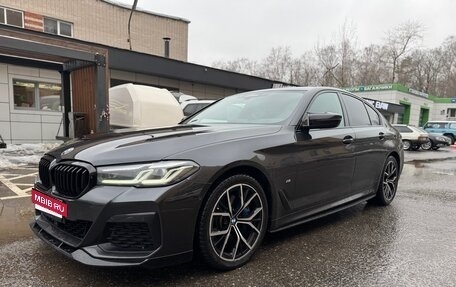 BMW 5 серия, 2021 год, 5 550 000 рублей, 3 фотография