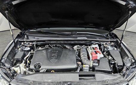 Toyota Camry, 2018 год, 2 997 000 рублей, 11 фотография