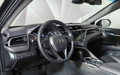 Toyota Camry, 2018 год, 2 997 000 рублей, 19 фотография
