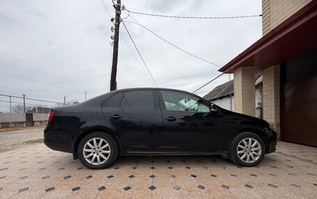 Volkswagen Jetta VI, 2009 год, 850 000 рублей, 2 фотография