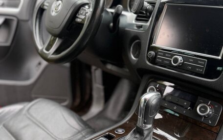 Volkswagen Touareg III, 2014 год, 2 050 000 рублей, 12 фотография