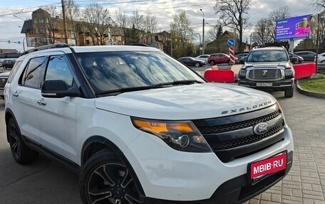 Ford Explorer VI, 2013 год, 1 200 000 рублей, 5 фотография