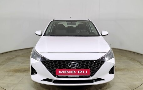 Hyundai Solaris II рестайлинг, 2020 год, 1 580 000 рублей, 2 фотография