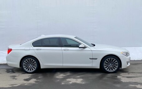 BMW 7 серия, 2011 год, 1 900 000 рублей, 4 фотография