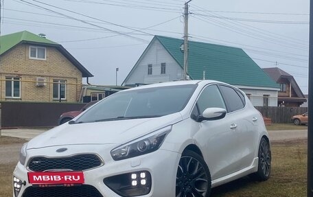 KIA cee'd GT II, 2015 год, 1 300 000 рублей, 1 фотография
