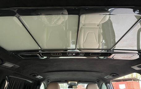 Mercedes-Benz V-Класс, 2022 год, 8 900 000 рублей, 20 фотография