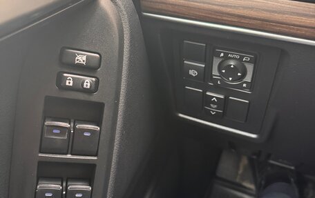 Toyota Land Cruiser Prado 150 рестайлинг 2, 2018 год, 5 015 000 рублей, 9 фотография