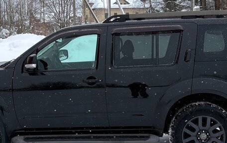 Nissan Pathfinder, 2011 год, 1 700 000 рублей, 4 фотография