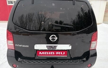 Nissan Pathfinder, 2011 год, 1 700 000 рублей, 5 фотография