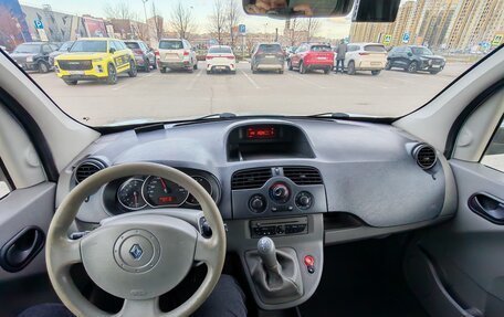 Renault Kangoo II рестайлинг, 2011 год, 710 000 рублей, 10 фотография