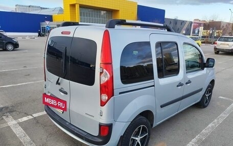 Renault Kangoo II рестайлинг, 2011 год, 710 000 рублей, 4 фотография