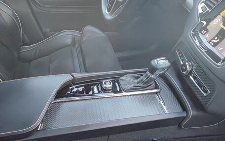 Volvo XC90 II рестайлинг, 2020 год, 5 900 000 рублей, 17 фотография