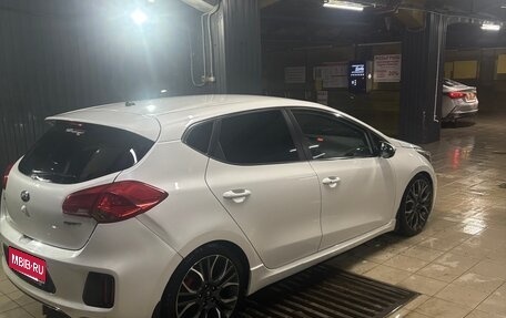 KIA cee'd GT II, 2015 год, 1 300 000 рублей, 10 фотография