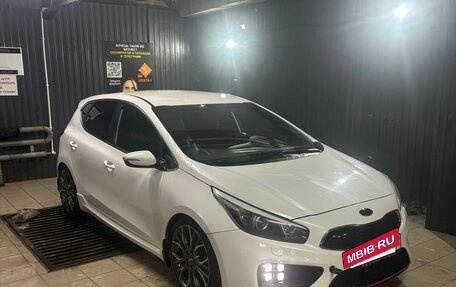 KIA cee'd GT II, 2015 год, 1 300 000 рублей, 12 фотография