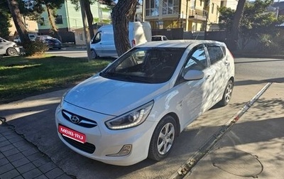 Hyundai Solaris II рестайлинг, 2013 год, 795 000 рублей, 1 фотография
