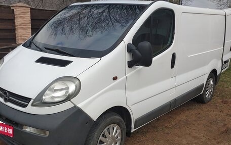 Opel Vivaro A рестайлинг, 2004 год, 807 000 рублей, 1 фотография