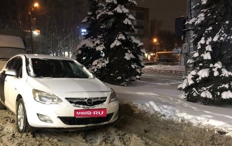 Opel Astra J, 2011 год, 350 000 рублей, 4 фотография