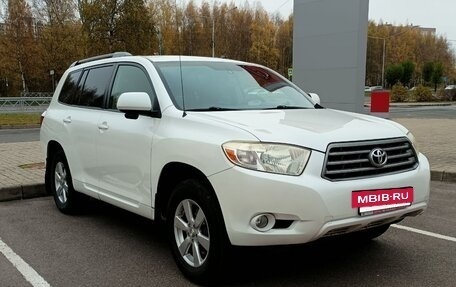 Toyota Highlander III, 2009 год, 1 670 000 рублей, 11 фотография