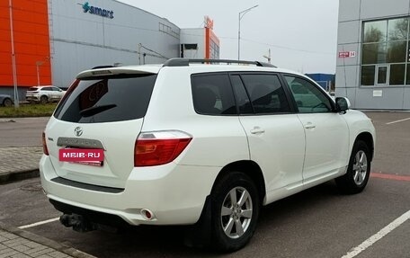 Toyota Highlander III, 2009 год, 1 670 000 рублей, 10 фотография