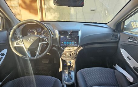 Hyundai Solaris II рестайлинг, 2013 год, 795 000 рублей, 8 фотография