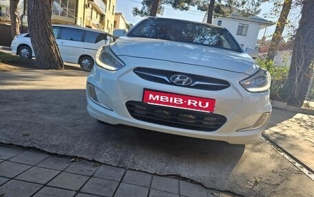 Hyundai Solaris II рестайлинг, 2013 год, 795 000 рублей, 2 фотография