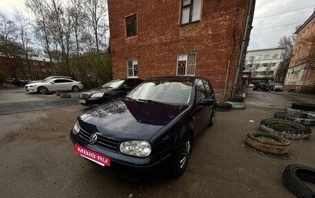 Volkswagen Golf IV, 2000 год, 265 000 рублей, 2 фотография