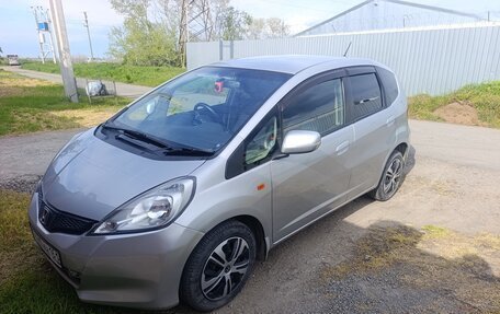 Honda Fit III, 2010 год, 750 000 рублей, 9 фотография