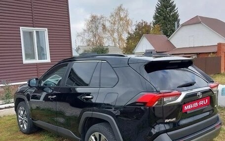 Toyota RAV4, 2020 год, 3 500 000 рублей, 2 фотография