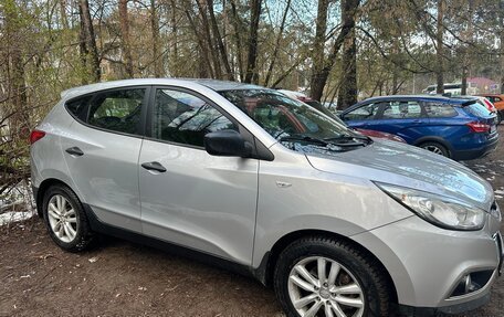 Hyundai ix35 I рестайлинг, 2010 год, 1 050 000 рублей, 2 фотография