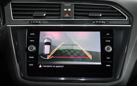 Volkswagen Tiguan II, 2018 год, 2 400 000 рублей, 18 фотография