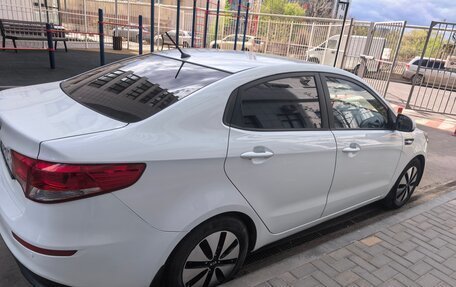 KIA Rio III рестайлинг, 2015 год, 1 070 000 рублей, 3 фотография