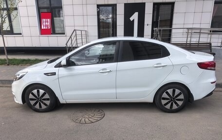 KIA Rio III рестайлинг, 2015 год, 1 070 000 рублей, 2 фотография