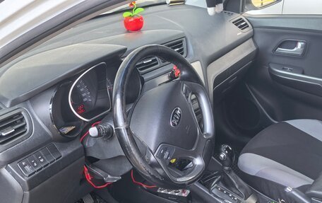 KIA Rio III рестайлинг, 2015 год, 1 070 000 рублей, 10 фотография