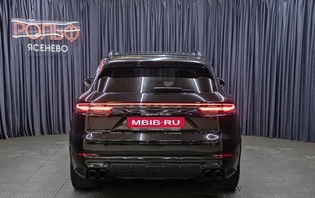 Porsche Cayenne III, 2018 год, 9 490 000 рублей, 6 фотография