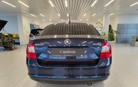 Skoda Rapid I, 2015 год, 899 000 рублей, 4 фотография
