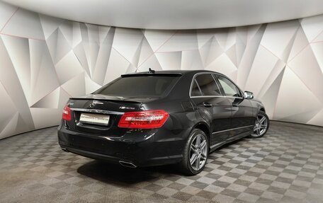 Mercedes-Benz E-Класс, 2011 год, 1 305 000 рублей, 2 фотография