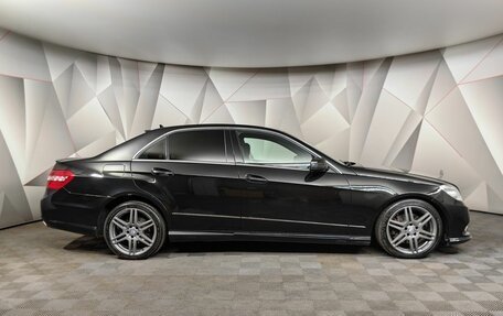 Mercedes-Benz E-Класс, 2011 год, 1 305 000 рублей, 6 фотография