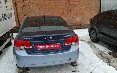 Chevrolet Cruze II, 2010 год, 550 000 рублей, 6 фотография