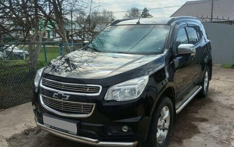 Chevrolet TrailBlazer II, 2014 год, 900 000 рублей, 2 фотография