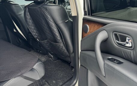 Infiniti QX56, 2011 год, 2 350 000 рублей, 4 фотография