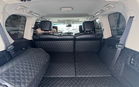 Infiniti QX56, 2011 год, 2 350 000 рублей, 17 фотография