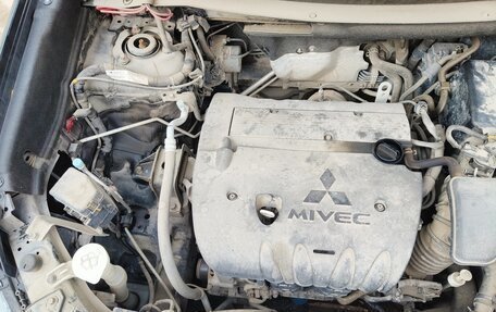 Mitsubishi Outlander III рестайлинг 3, 2018 год, 2 100 000 рублей, 18 фотография