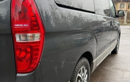 Hyundai H-1 II рестайлинг, 2021 год, 3 200 000 рублей, 4 фотография