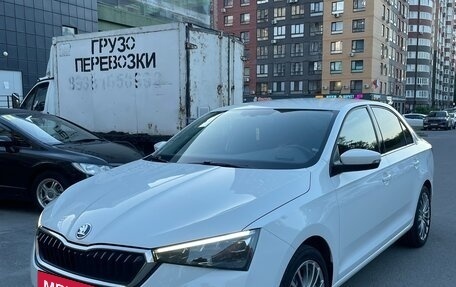 Skoda Rapid II, 2020 год, 1 600 000 рублей, 2 фотография