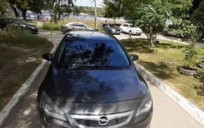Opel Astra J, 2012 год, 670 000 рублей, 1 фотография
