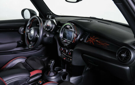 MINI Hatch, 2018 год, 3 050 000 рублей, 11 фотография