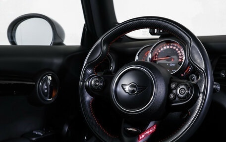 MINI Hatch, 2018 год, 3 050 000 рублей, 13 фотография